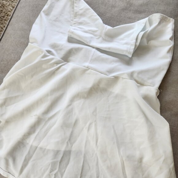 Under Armour UA Links Skort, White, Medium *Flaw* - Picture 3 of 9